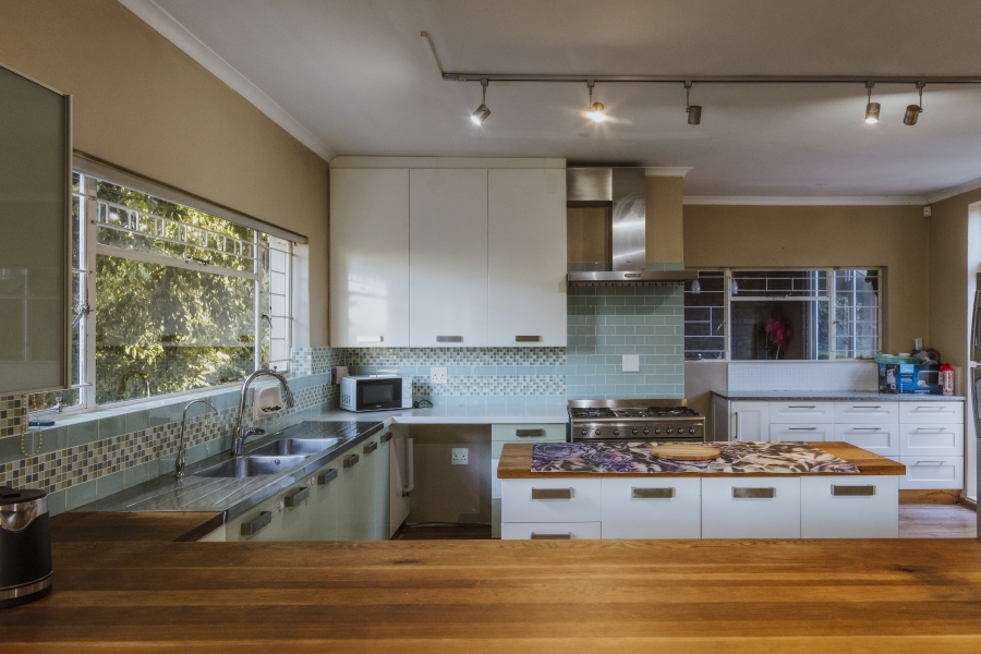 4 Bedroom Property for Sale in Buitenverwagting Western Cape